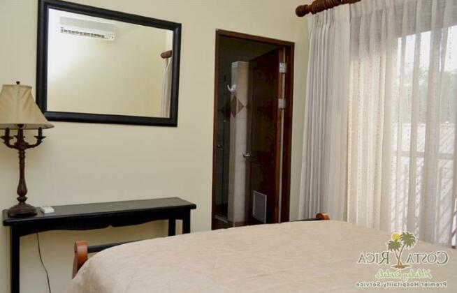 Macaws Ocean Club 2 Condo - Photo4
