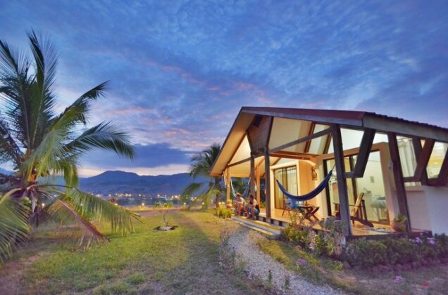 Vista Guapa Eco Surf Camp - Photo2