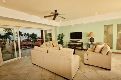 Vista Mar Condos by HRG - Photo4