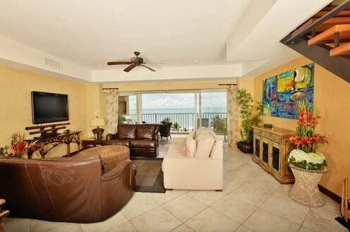 Vista Mar Condos by HRG - Photo5