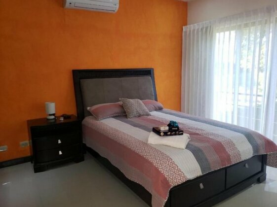 Ave Del Sol Guesthouse - Photo4