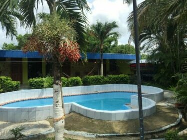 Hostal Bar - Rest y Villas Sol Liberiano