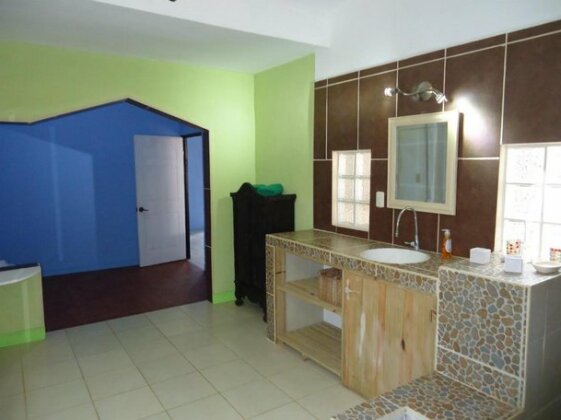 Beautiful Relaxing Casa La Paz in Manuel Antonio - Photo2