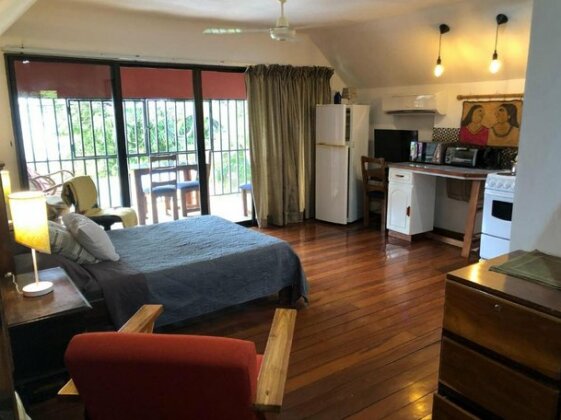 Cockatoo Studio Apartments - Photo4