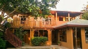 Cabanas Monteverde Villa Lodge