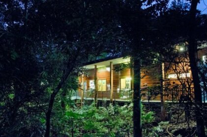 Jaguarundi Lodge - Monteverde