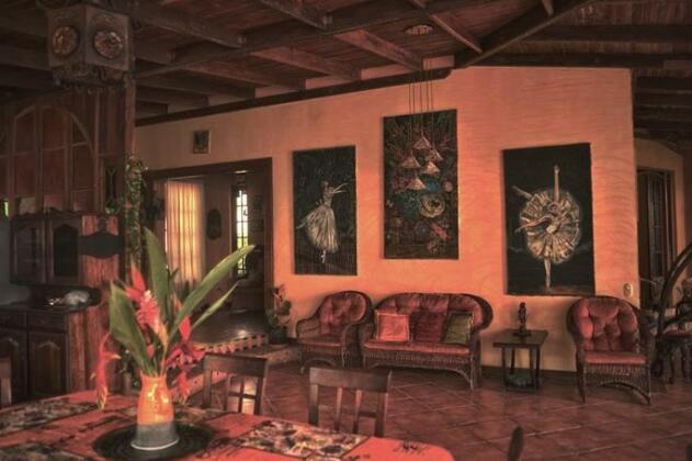 Montezuma Heights - Photo2