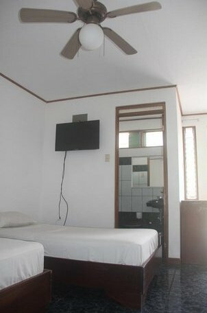 Hotel Reventazon - Photo4