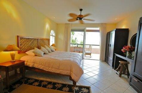 Cocomar Residences & Beachfront Hotel - Photo3