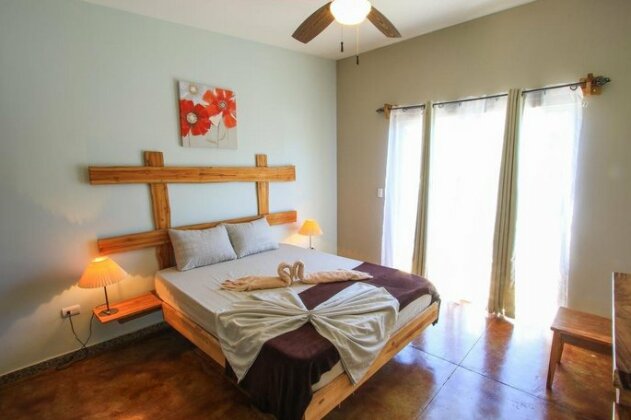 Fitos House - Photo2