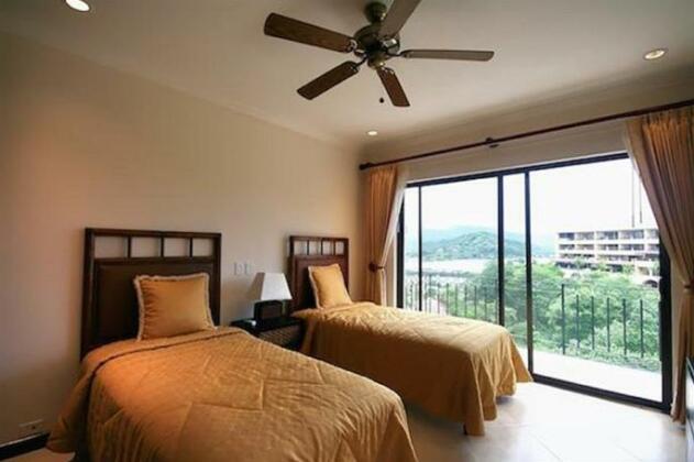 Oceanica Condo 816 - Photo2