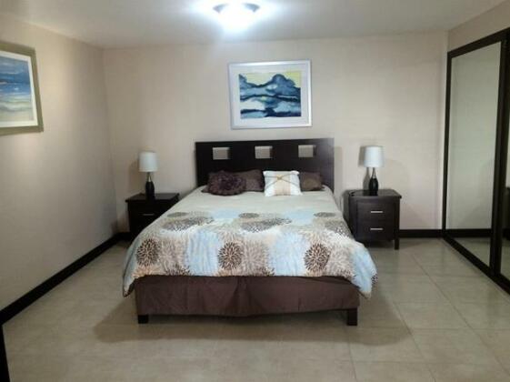 Presidential Suite 17B - Photo3