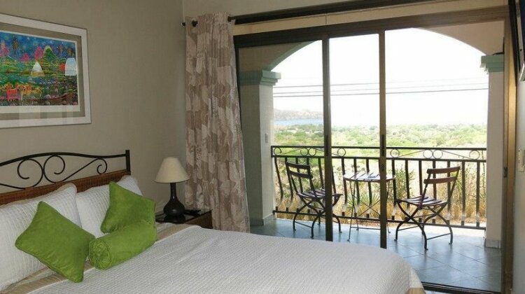 Chantel Suites - Photo3