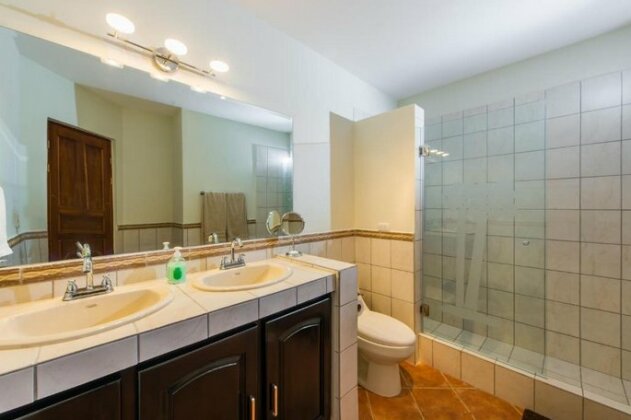 Coco Sunset Hills 52 - Photo5