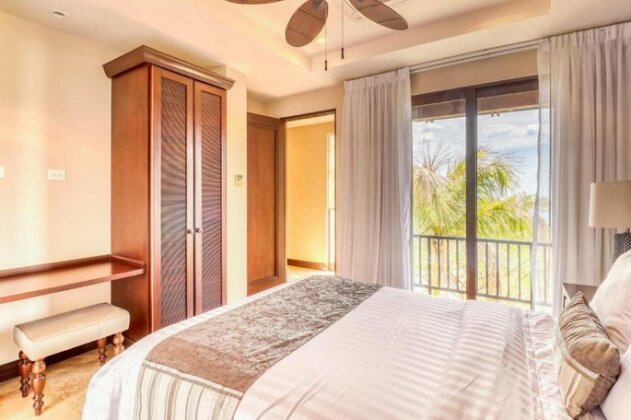 Condo @ Azul Paraiso - Photo5
