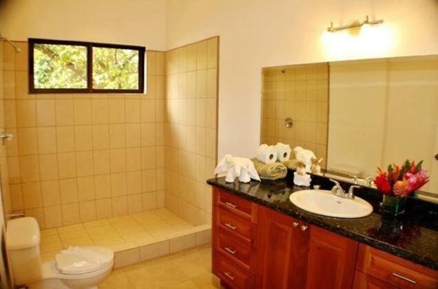 Paradizo Condominium - Photo2