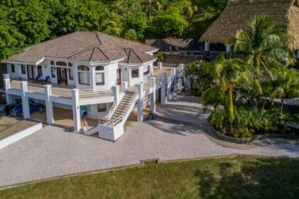 Pura Vida Villa in Playa Ocotal