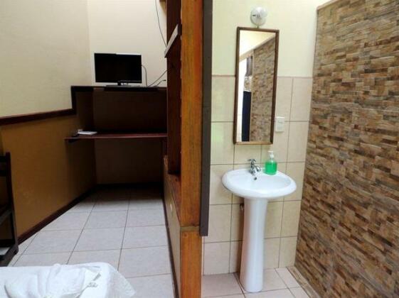 Cabinas Faro Arenal - Photo3