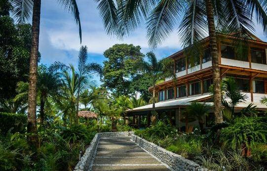 Blue Osa Yoga Retreat & Spa