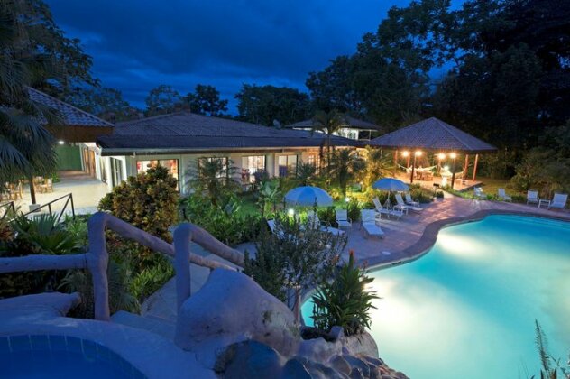 Crocodile Bay Resort - Photo2