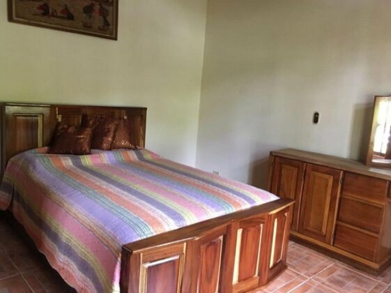 Cora Bed and Breakfast - Photo4