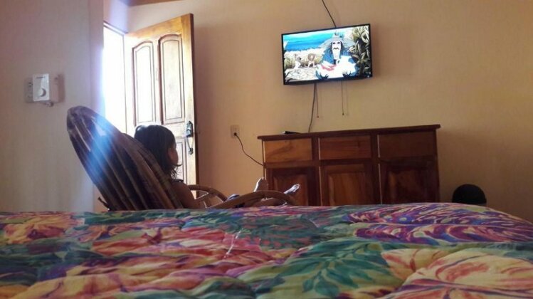 Cabinas Dona Alicia Quepos - Photo2