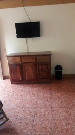 Cabinas Dona Alicia Quepos - Photo4