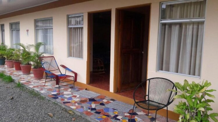 Cabinas Dona Alicia Quepos - Photo5