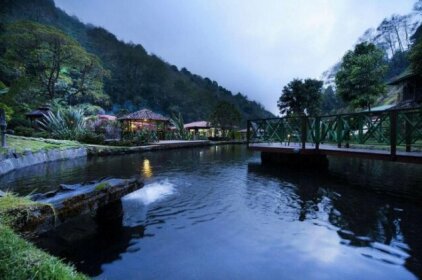 Trogon Lodge