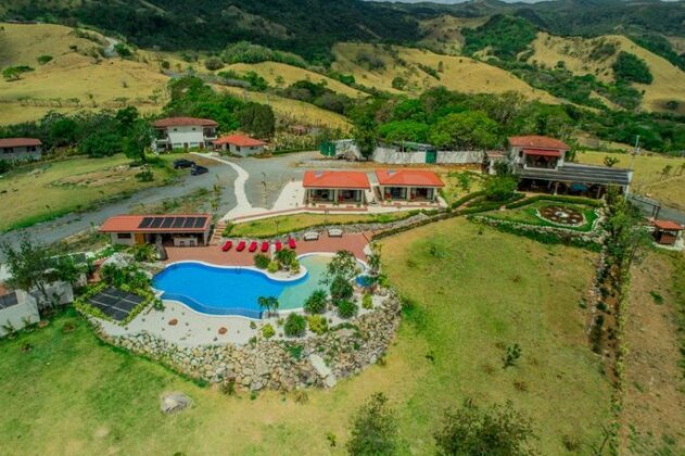 Vida Mountain Resort & Spa
