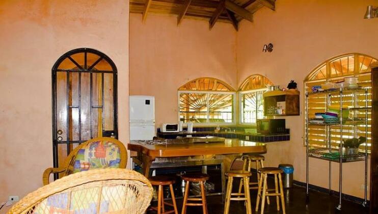Bob & Sue House - Photo5