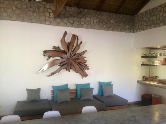 Cora's Reef - Photo4