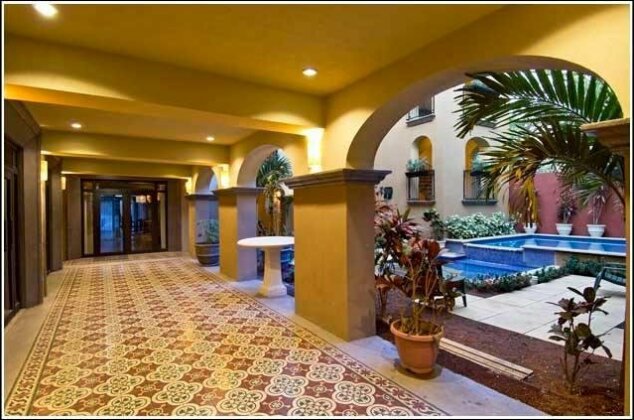 Mango Condominiums - Photo2