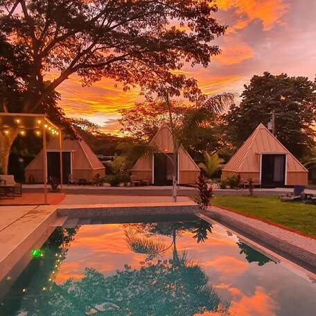 Pyramid Lodge Tamarindo - Photo2