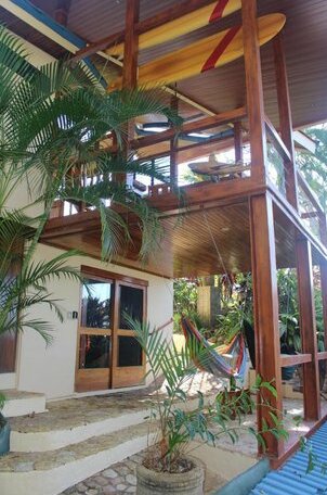 Ocean Oasis Vacation Home - Photo4
