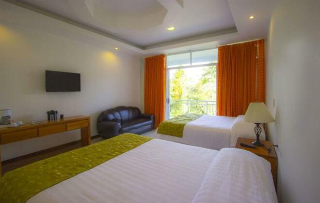 Hotel Villa Florencia - Photo2