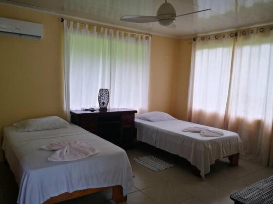 Bird of Paradise House - Photo3