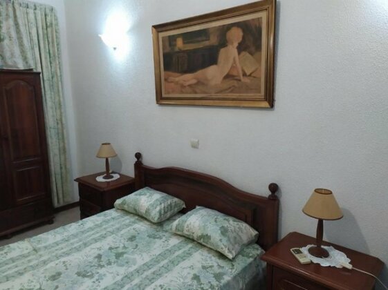 Comfortable Huge Room in center of Praia - Photo5