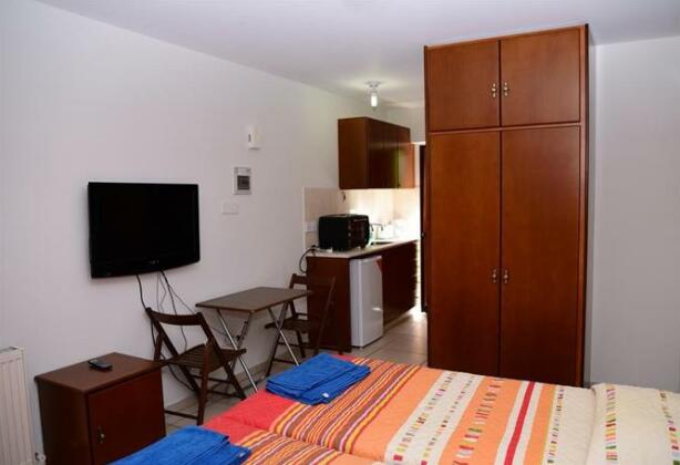 Tsolakis Flats - Photo3