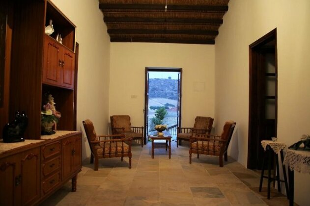 Charoullas Traditional Mansion - Photo3