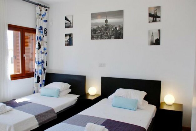 2 Bedroom Apartment Themis With Stunning Sea Views Aphrodite Hills Resort - Photo2