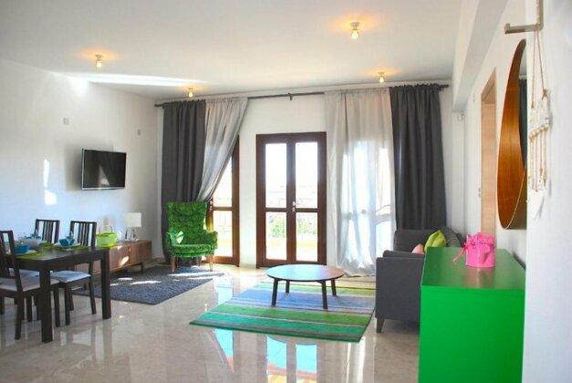 2 Bedroom Apartment Themis With Stunning Sea Views Aphrodite Hills Resort - Photo3