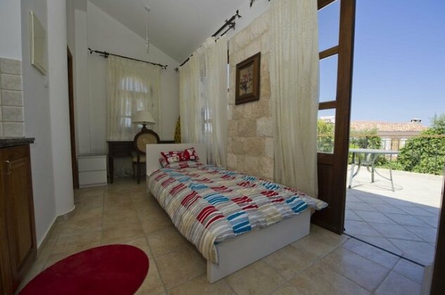 Constantinos Villa - Photo4