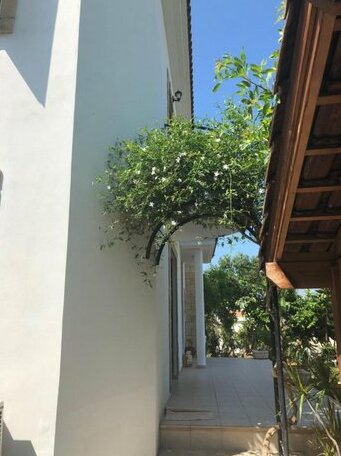 Enastro Holiday Home - Photo5