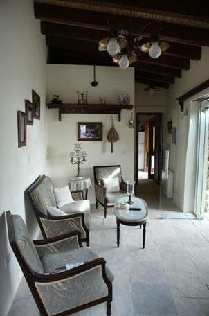 Damianou House - Photo2