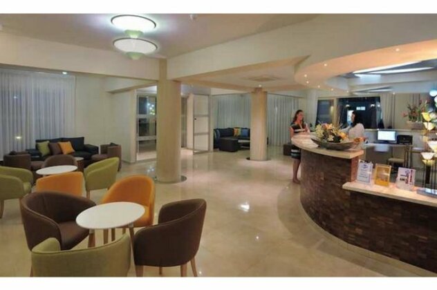 Nelia Gardens - Photo4