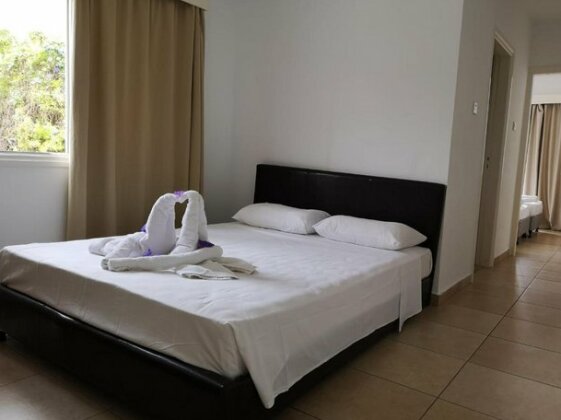 Summer's Hotel Apartments - Photo5