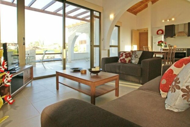 Villa Ismini - Photo2