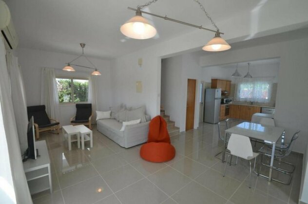 Yolanda Holiday Villa - Photo5