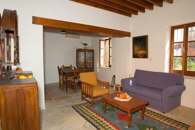 Porfyrios Country House - Photo4